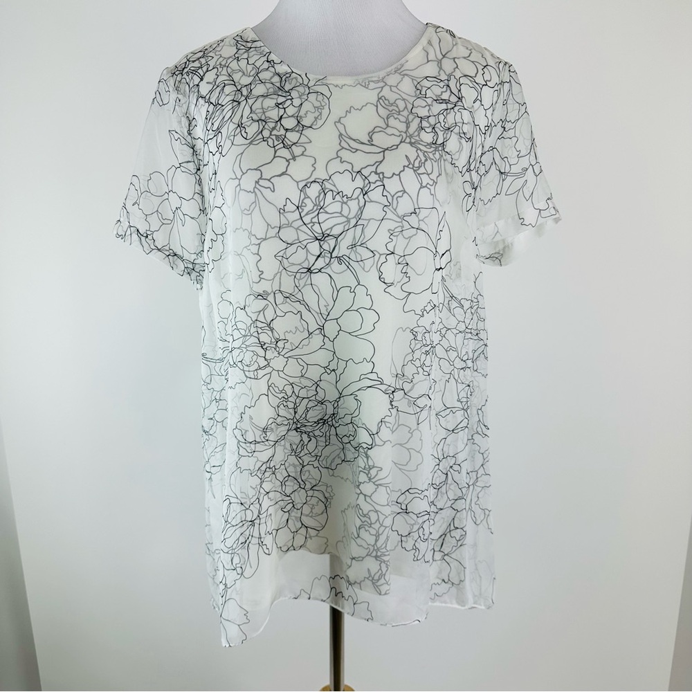 Vince Camuto Floral Sheer Overlay Flowy Tee Size Large